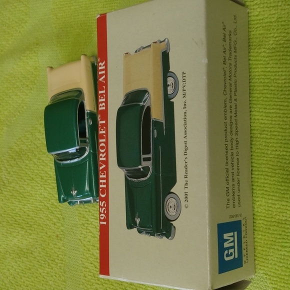 Toy car - Picture 4 of 4